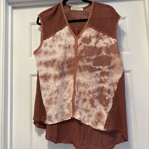 Tie dye tan top